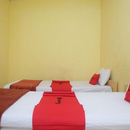 Reddoorz Near Pelabuhan Nusantara Parepare Exteriör bild